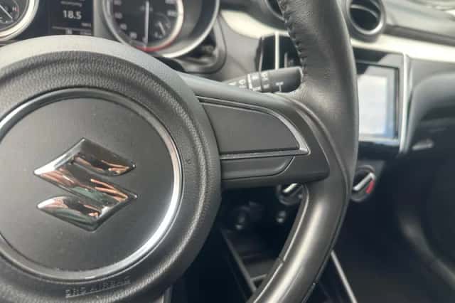Suzuki Swift (2020) thumbnail 18