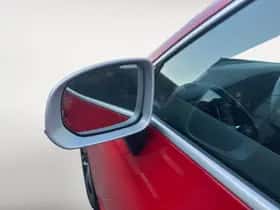 Volvo XC60 (2018) thumbnail 16