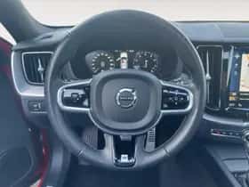 Volvo XC60 (2018) thumbnail 19