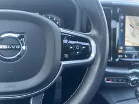 Volvo XC60 (2018) thumbnail 21
