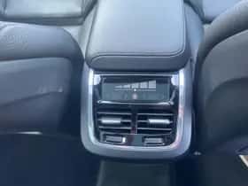 Volvo XC60 (2018) thumbnail 25
