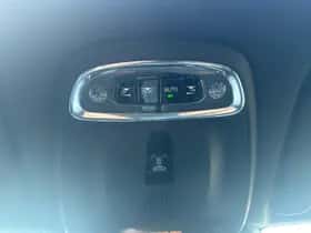 Volvo XC60 (2018) thumbnail 30