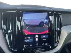 Volvo XC60 (2018) thumbnail 32