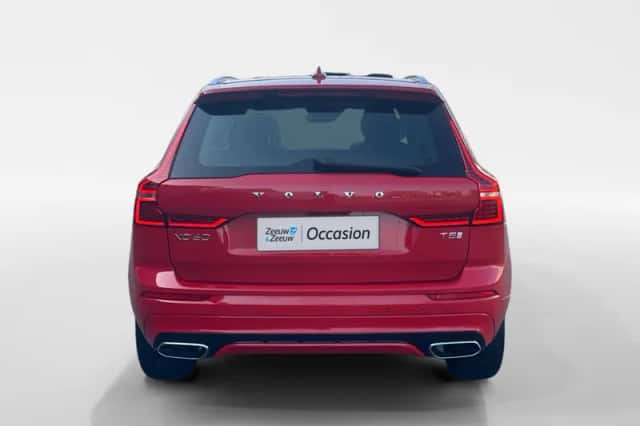 Volvo XC60 (2018) thumbnail 5