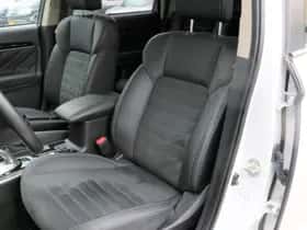 Mitsubishi Outlander (2021) thumbnail 11