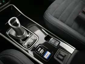 Mitsubishi Outlander (2021) thumbnail 16