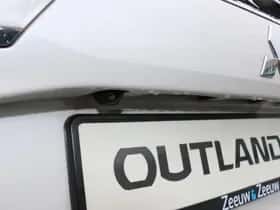 Mitsubishi Outlander (2021) thumbnail 8