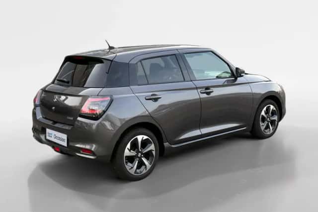 Suzuki Swift (2025) thumbnail 2