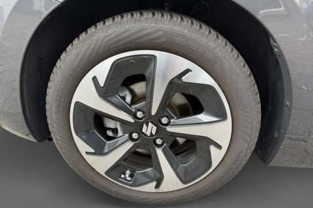 Suzuki Swift (2025) thumbnail 14