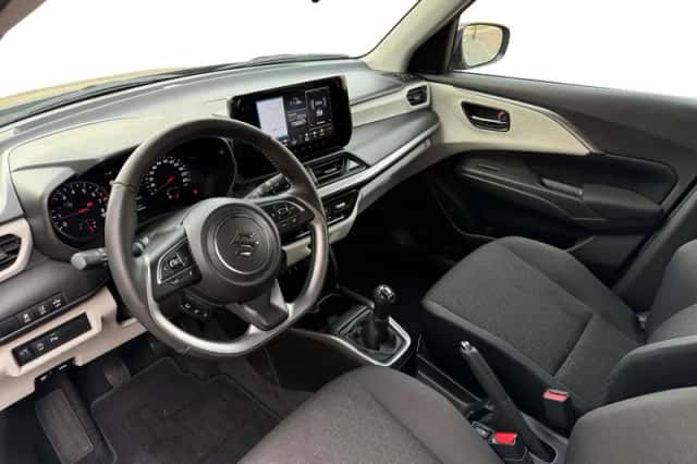Suzuki Swift (2025) thumbnail 15