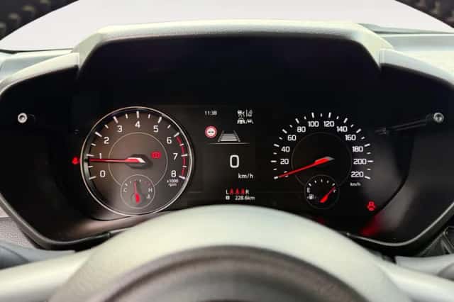Suzuki Swift (2025) thumbnail 19