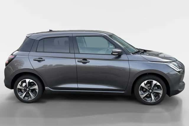 Suzuki Swift (2025) thumbnail 4