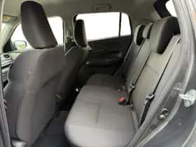 Suzuki Swift (2025) thumbnail 6