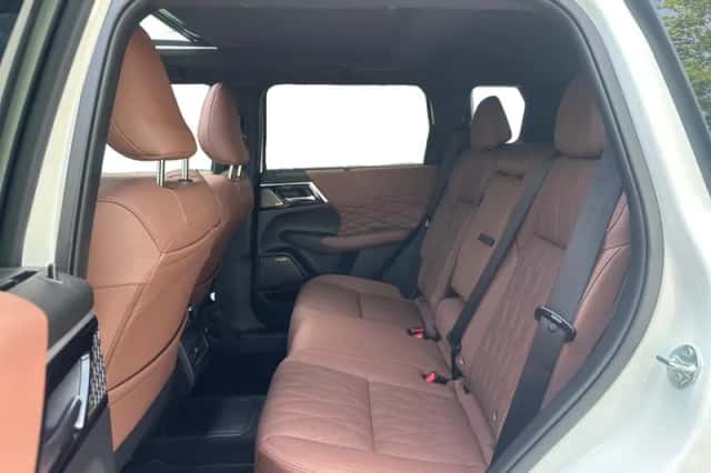 Mitsubishi Outlander (2025) thumbnail 13
