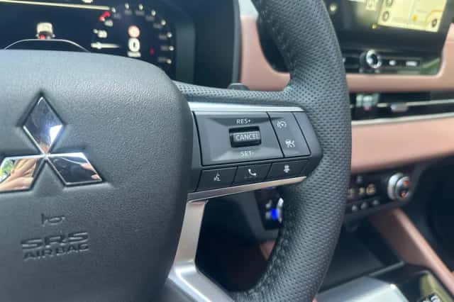 Mitsubishi Outlander (2025) thumbnail 21