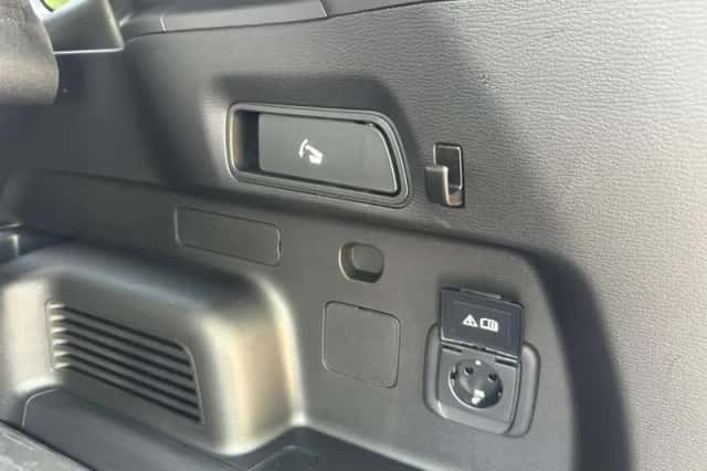 Mitsubishi Outlander (2025) thumbnail 40