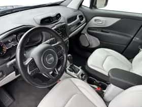 Jeep Renegade (2019) thumbnail 16