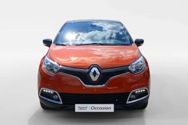 Renault Captur (2015) thumbnail 5