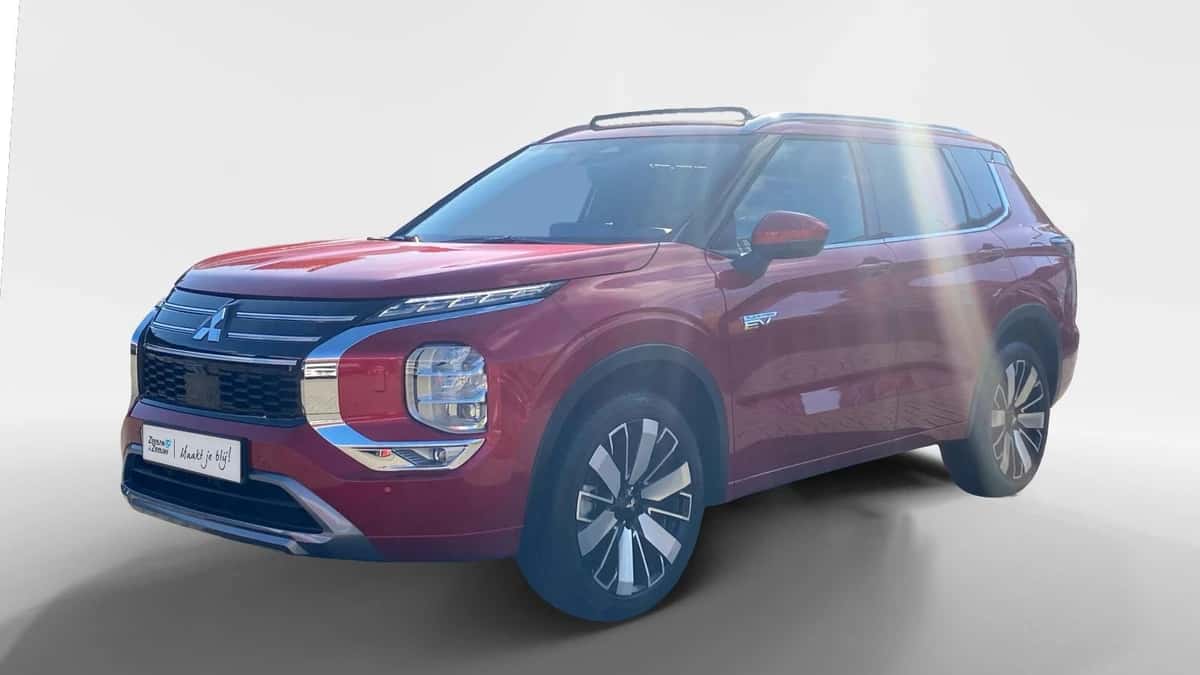 Mitsubishi Outlander (2026) — foto 1