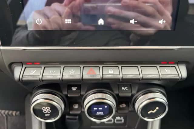 Mitsubishi ASX (2024) thumbnail 27