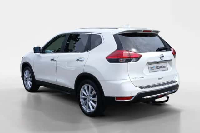 Nissan X-Trail (2018) thumbnail 5