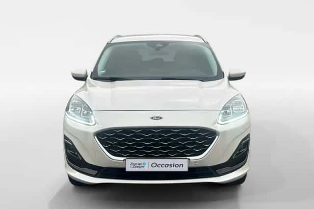 Ford Kuga (2023) thumbnail 3