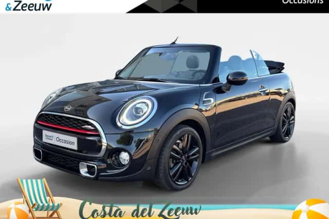 MINI Cooper (2018) thumbnail 1