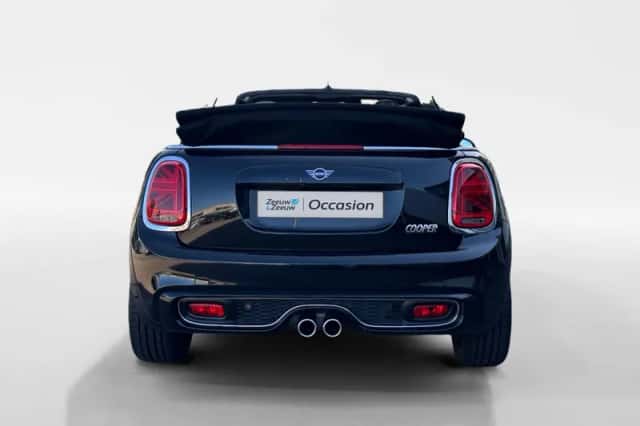MINI Cooper (2018) thumbnail 3