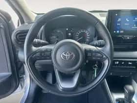 Toyota Yaris (2025) thumbnail 16