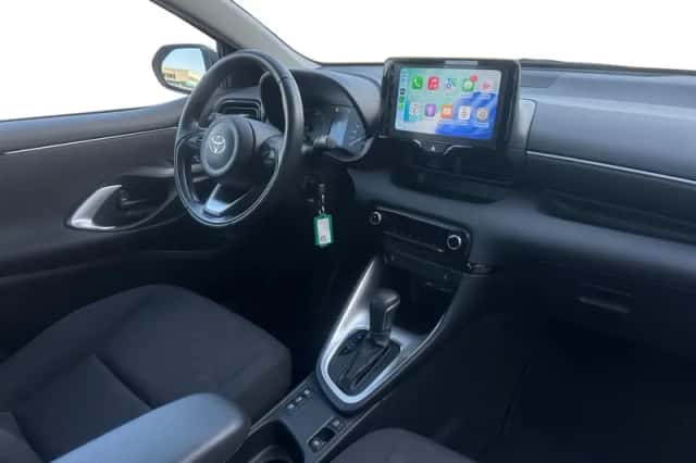 Toyota Yaris (2025) thumbnail 3