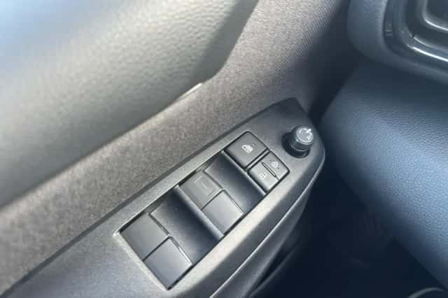 Toyota Yaris (2025) thumbnail 22