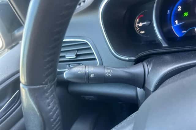Renault Mégane (2018) thumbnail 20