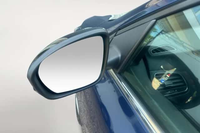Renault Mégane (2018) thumbnail 9