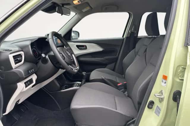 Suzuki Swift (2025) thumbnail 4