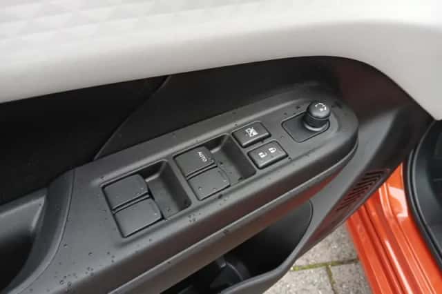 Suzuki Swift (2025) thumbnail 20