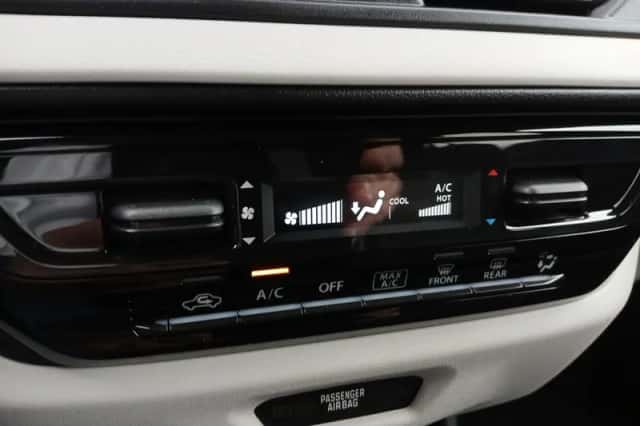 Suzuki Swift (2025) thumbnail 27