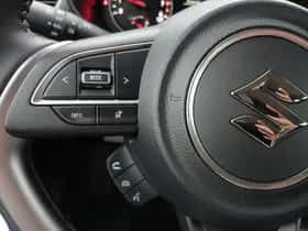 Suzuki Swift (2025) thumbnail 10