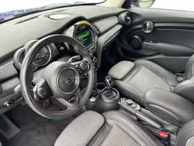 MINI Cooper (2020) thumbnail 15