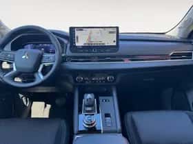 Mitsubishi Outlander (2026) thumbnail 12