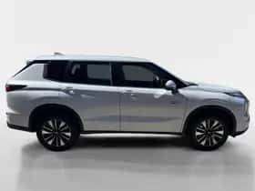 Mitsubishi Outlander (2026) thumbnail 3