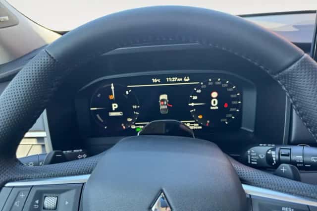 Mitsubishi Outlander (2026) thumbnail 21