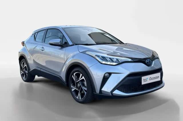 Toyota C-HR (2023) thumbnail 3