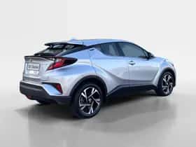 Toyota C-HR (2023) thumbnail 4