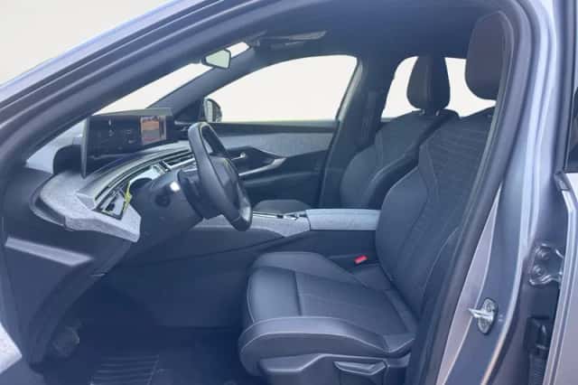 Peugeot 3008 (2024) thumbnail 12