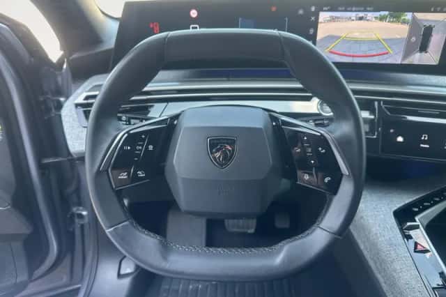 Peugeot 3008 (2024) thumbnail 17
