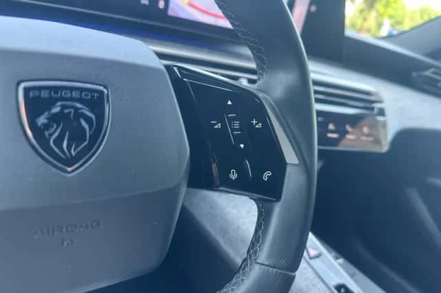 Peugeot 3008 (2024) thumbnail 19