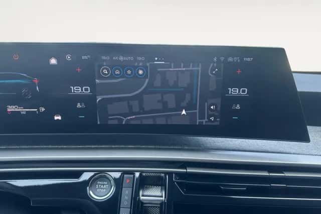 Peugeot 3008 (2024) thumbnail 22