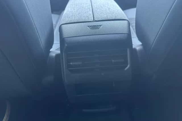 Peugeot 3008 (2024) thumbnail 35