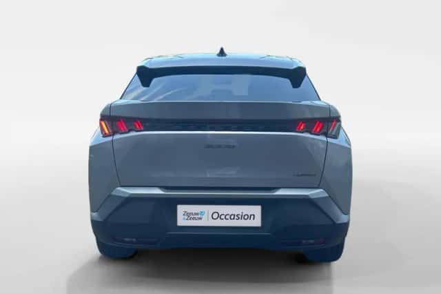 Peugeot 3008 (2024) thumbnail 5