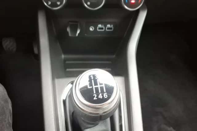Renault Clio (2023) thumbnail 22